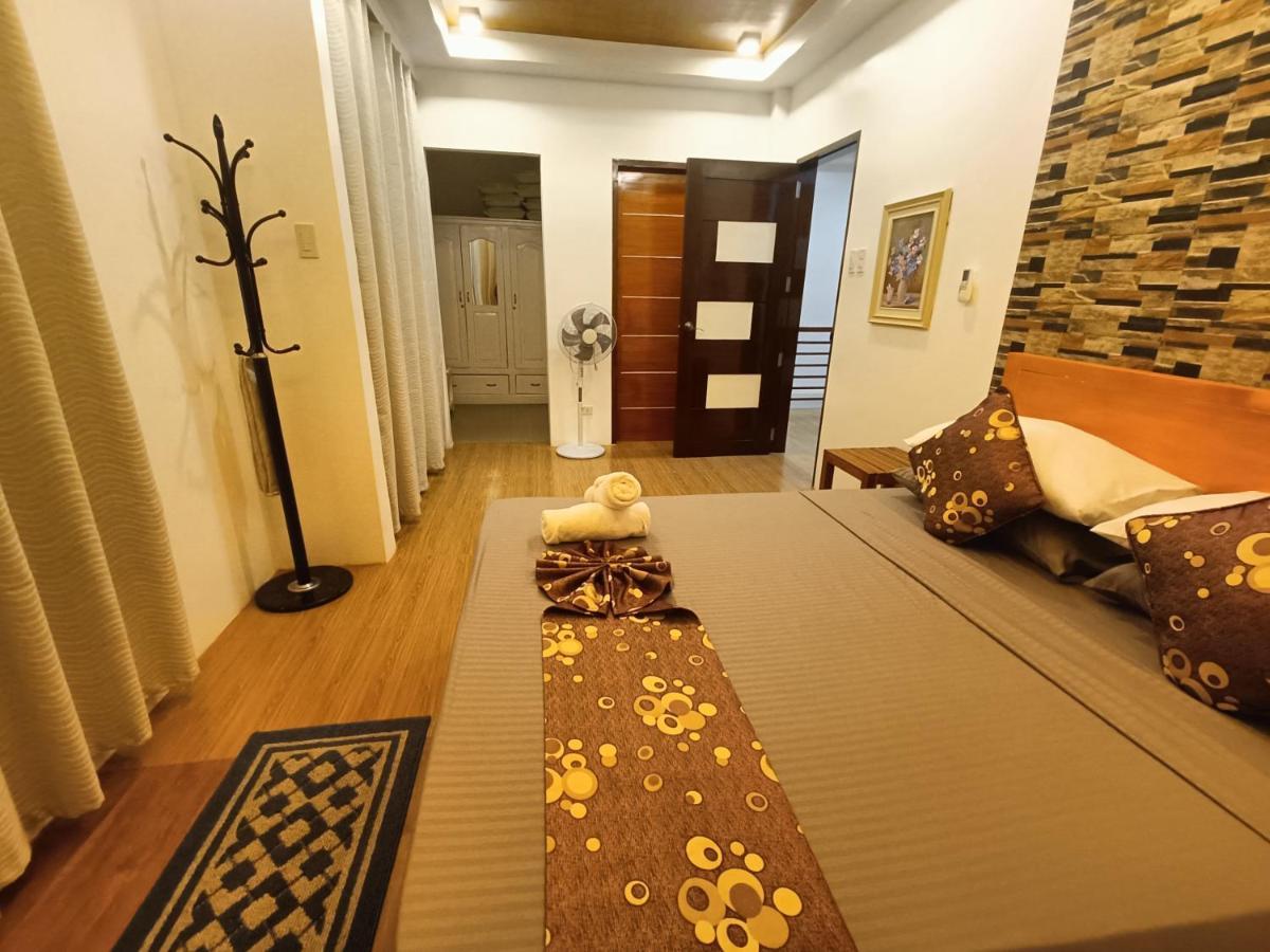 Andrew N Sophia'S Guest House Puerto Princesa Exterior photo