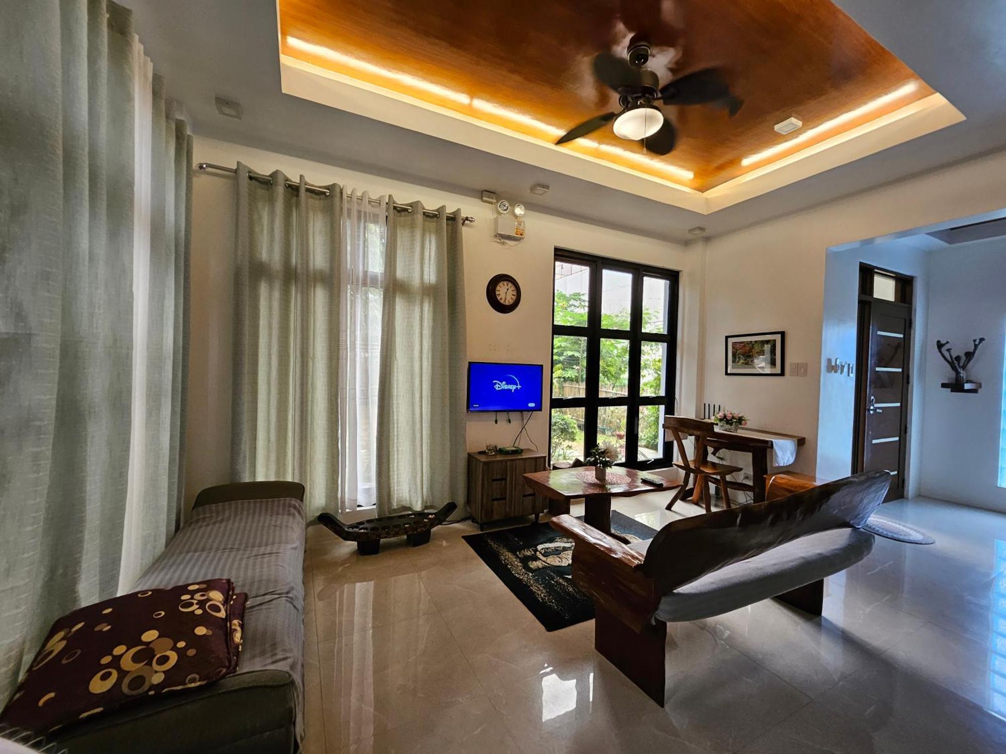 Andrew N Sophia'S Guest House Puerto Princesa Exterior photo